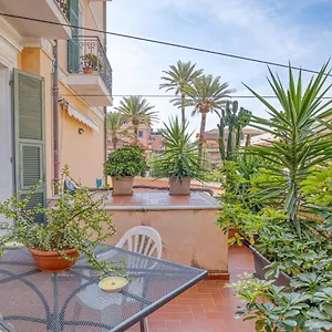 Vivi La Dolce A Due Passi Dal Mare Bordighera