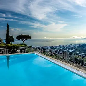 Gaia - Luxury Villa, Pool & Wellness Bed & Breakfast