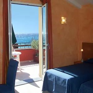 Acqua Di Mare Bed & Breakfast